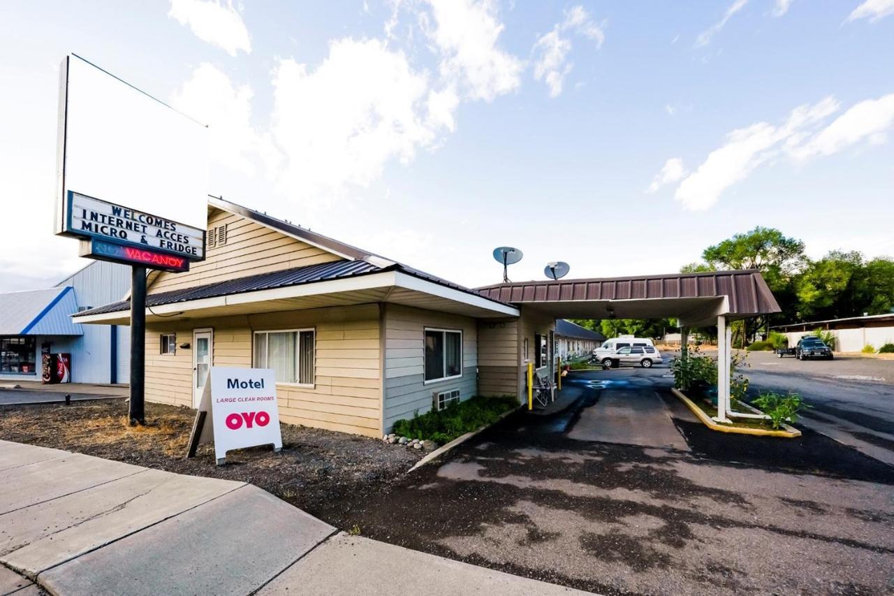 Oyo Riverside Inn John Day Or Esterno foto