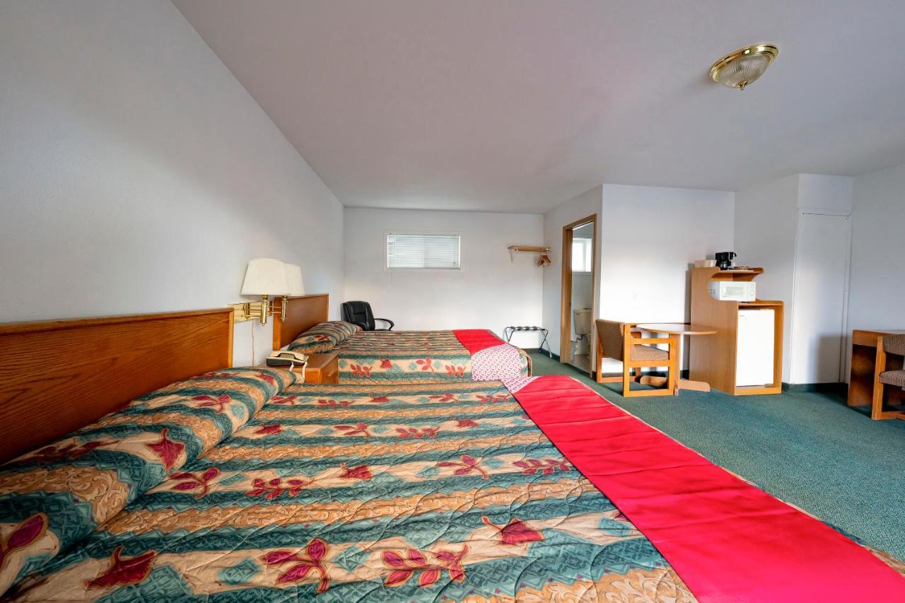 Oyo Riverside Inn John Day Or Esterno foto